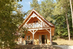 Chalet douillet à Sarlat-la-Canéda avec piscine